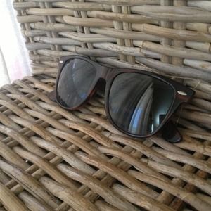 Vintage RAY-BAN sunglasses