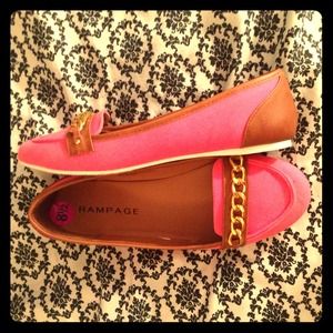 Thick Gold Retro 80s Chain Pink Tan Leather Flats