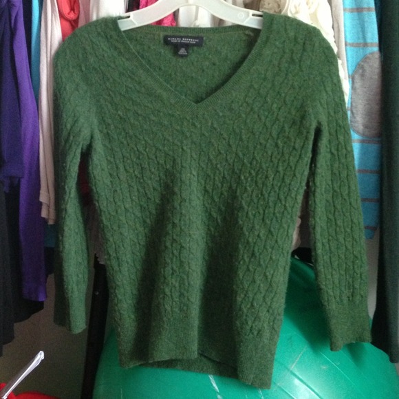 Green long sleeve shirt