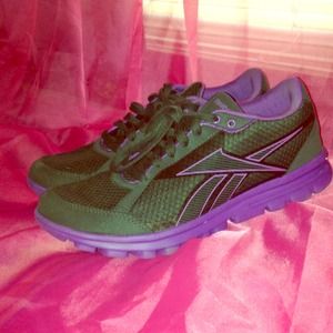 SOLDD Purple reebok shoes