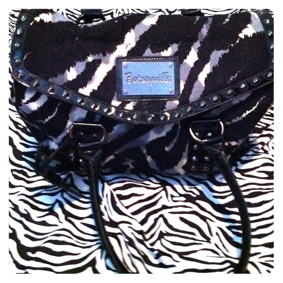 Betseyville handbag