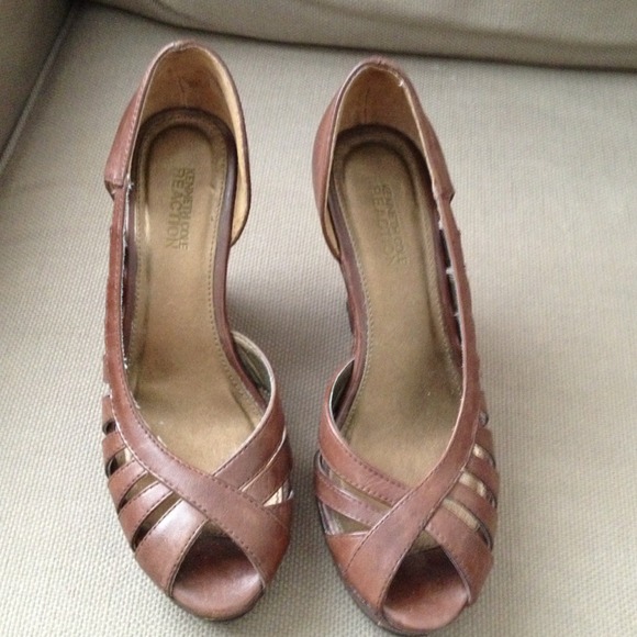 Kenneth Cole peep-toe wedges. - Picture 2 of 3