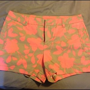 Khaki and coral floral preppy shorts