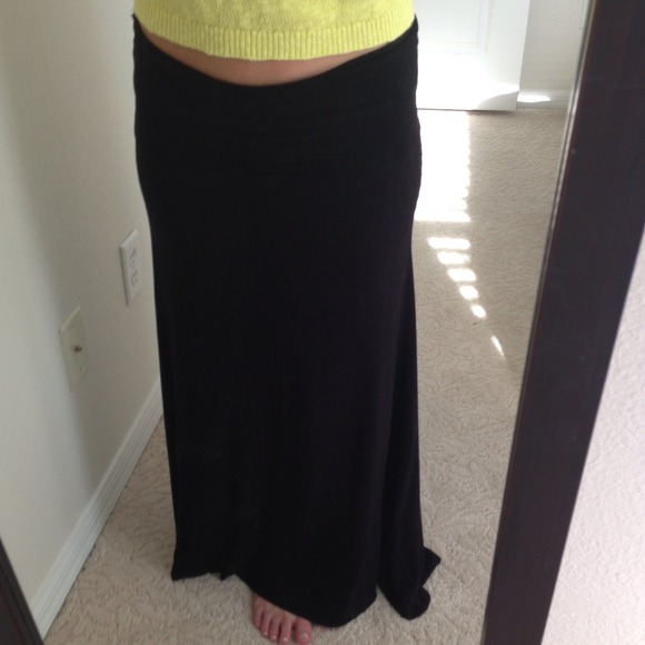 ❌Bundled❌ Arden B. || Foldover Maxi Skirt - Picture 3 of 4