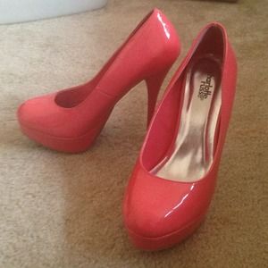 Charlotte Russe coral pumps
