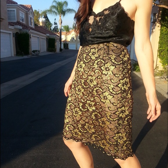 🚫Sold🚫 gold black silk lace skirt boho hipster