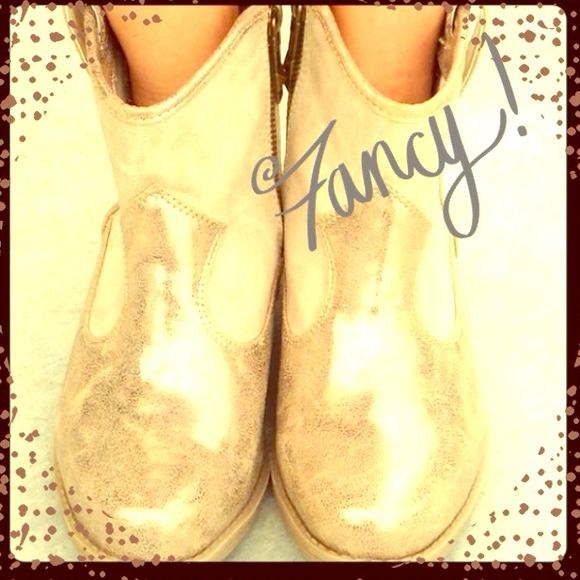 Bundled🎀, Linen & leather Metallic Ankle boots