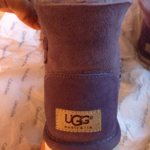 💜SOLD💜Purple UGG Boots. 100% authentic - Picture 2 of 4