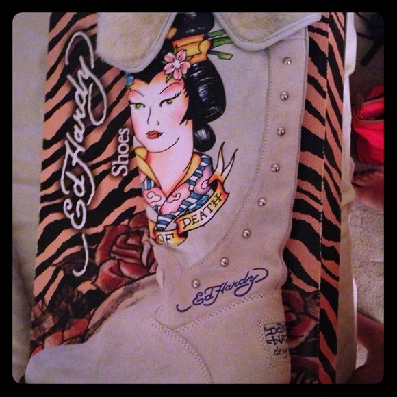 Ed Hardy Snowblazer Boots