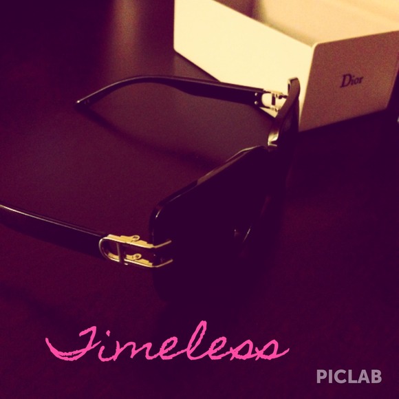 Auth Christian Dior sunglasses. Orig box Worn<10xs - Picture 2 of 4