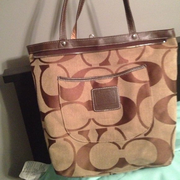 Reversible bag