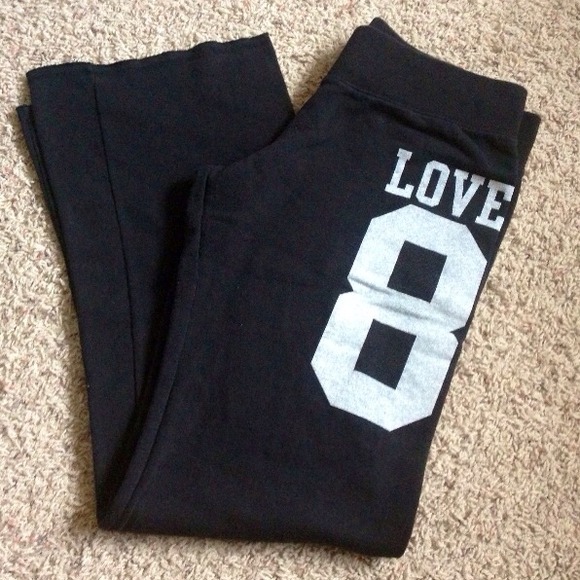 ❌SOLD❌VS Sweatpants - Picture 2 of 3
