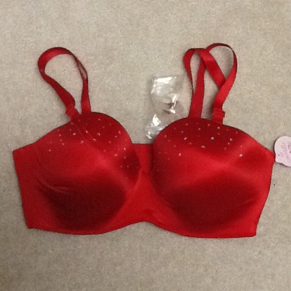 Strapless bra and blue bra bundle