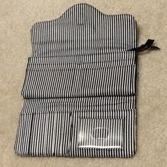 Wallet - Picture 3 of 4