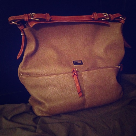 ⬇️⬇️REDUCED TODAY⬇️⬇️ DOONEY & BOUKE LEATHER PURSE