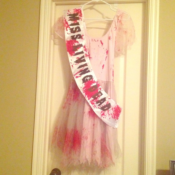 Putrid Prom Queen Costume