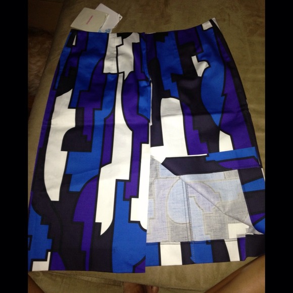 💯Authentic Emilio Pucci Pencil Skirt sz40 (sz10) - Picture 2 of 3