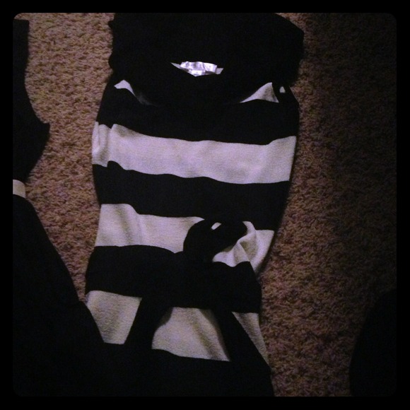 White House Black Market Top