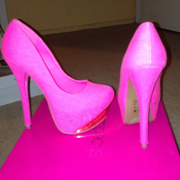 Tara heels size 6