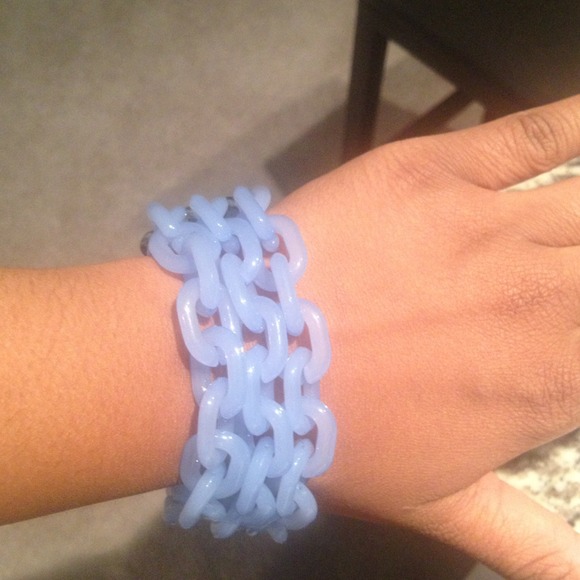 Blue plastic chain bracelet