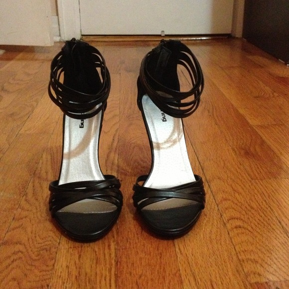 Sandal