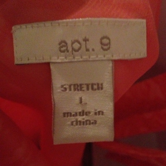 ***$10*** Apt 9 Silk Sexy Top Large - Picture 3 of 4