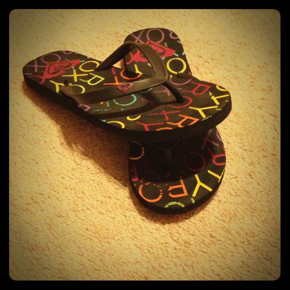 Multicolor Roxy Flip Flops