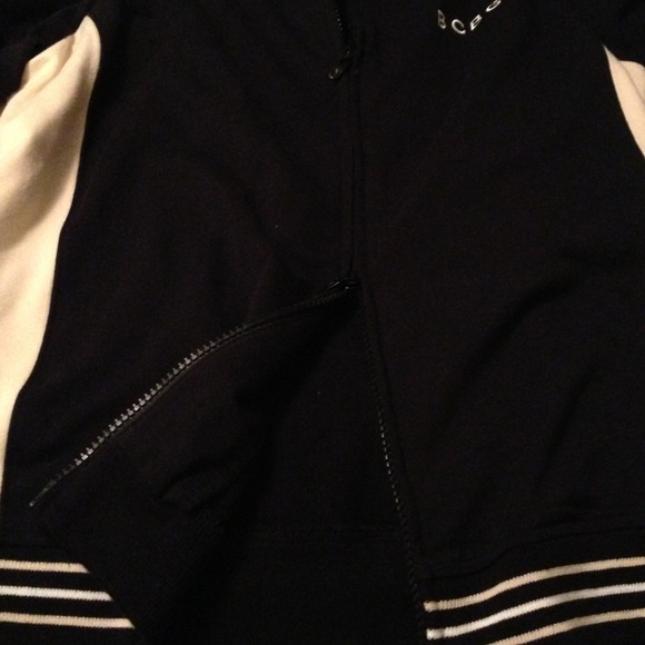 BCBG sweat suit with short sleeve top size XL - Picture 4 of 4