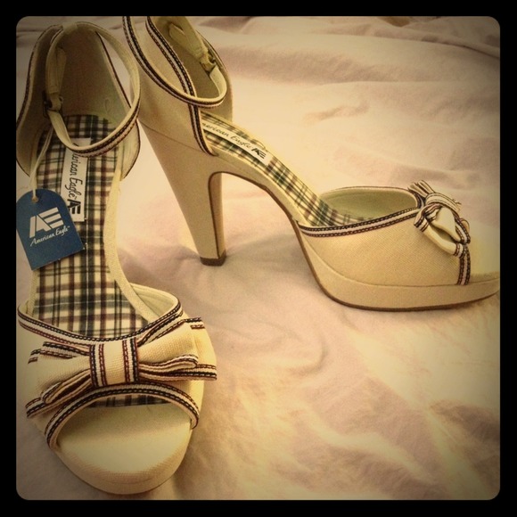 American Eagle Shoes - NWT American Eagle High Heel Shoe