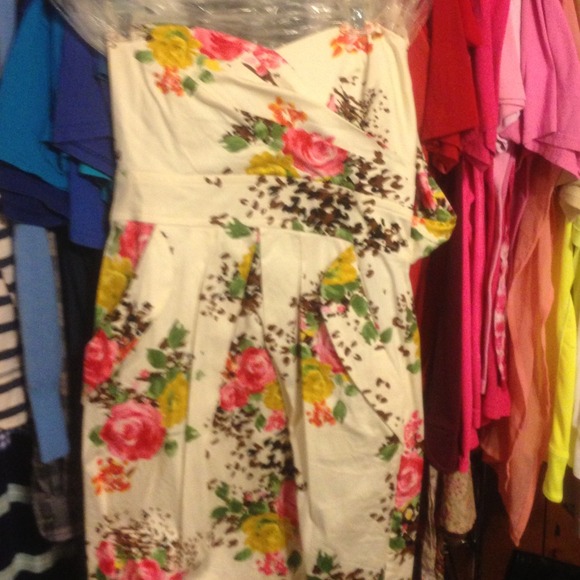 Floral print dress