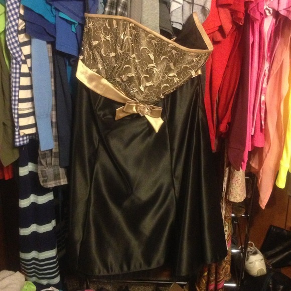 Jessica McClintock prom dress