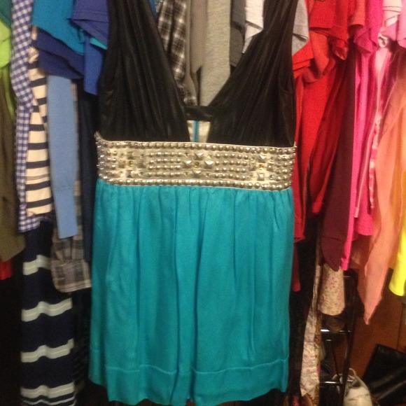 Bebe dress