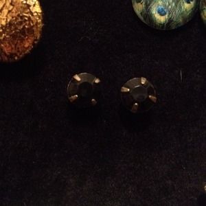 BLACK STUDS w/ AGED GOLD PRONGS