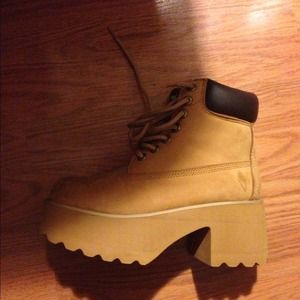 Shoes - Volatile Platform Wedge Nubuck Boots Shoes - Volatile Platform Wedge Nubuck Boots