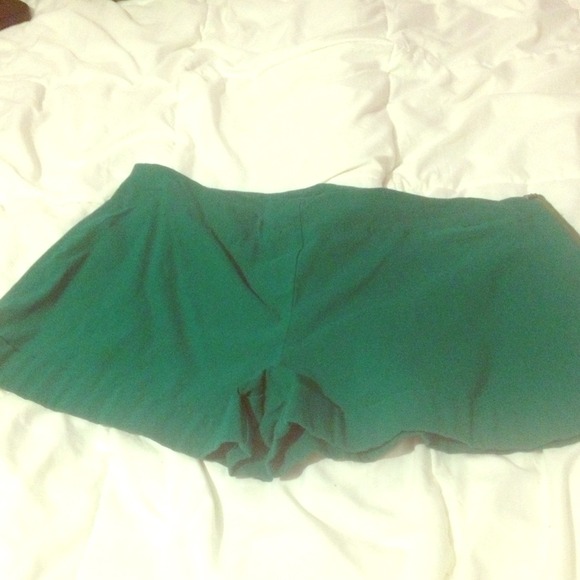 Green Express shorts cuffed bottoms