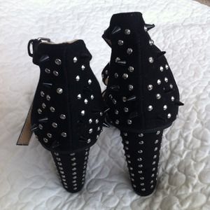 Zara Shoes - Zara studded heels! Zara Shoes - Zara studded heels!