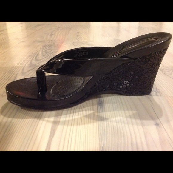 Style & Co. Chicklet Thong Sandals