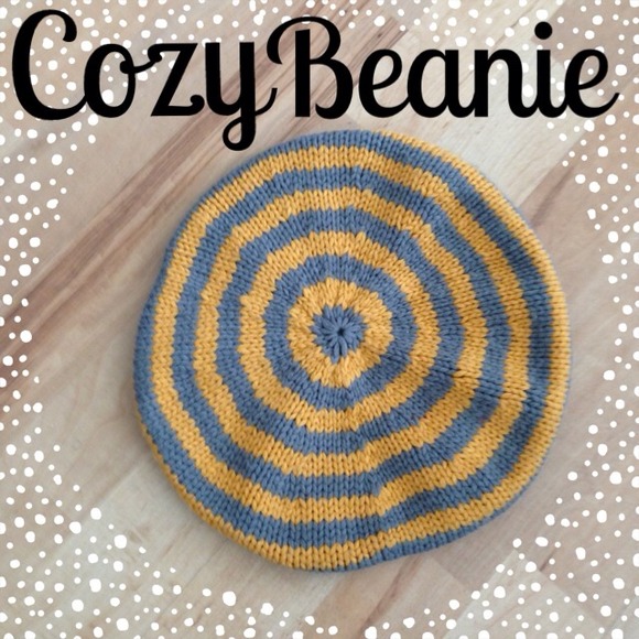 X SOLD X Cozy yellow and grey beanie
