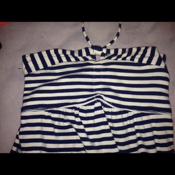 Striped Twist neck halter top - Picture 3 of 3