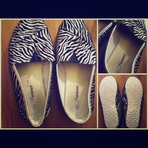 Zebra Print Slip Ons 👡