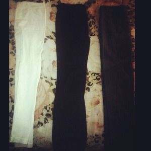 White , Black & Grey Leggings 👖💙