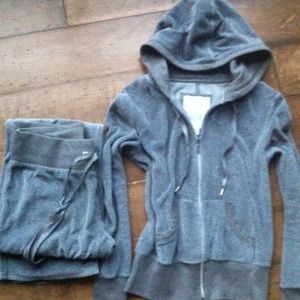 Victoria secret sweat suit- small