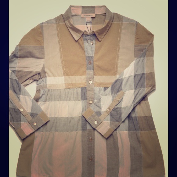 Authentic Burberry girls waiste top ((NEW))