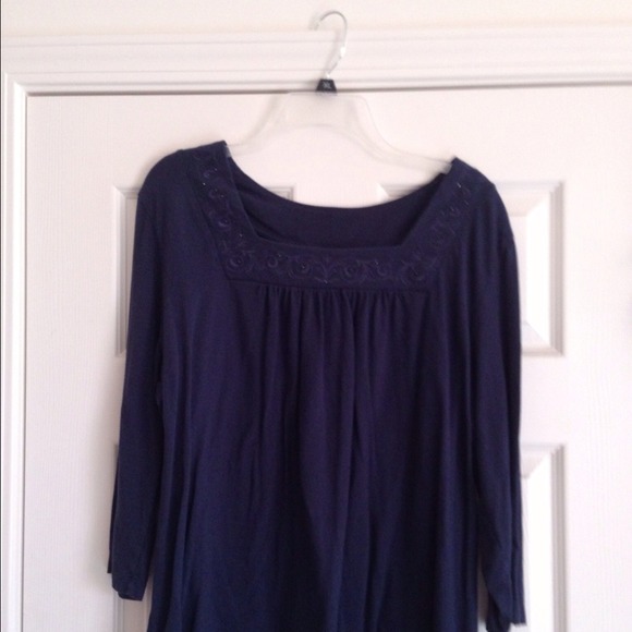 Navy blue casual top