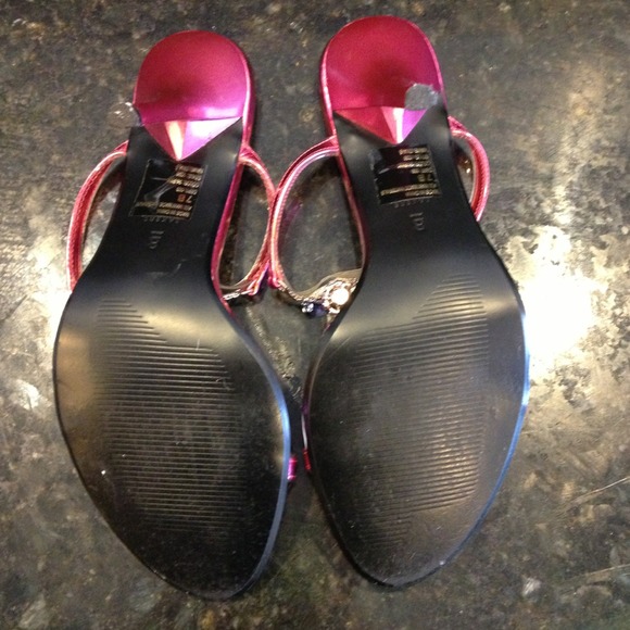 Sold - Picture 4 of 4