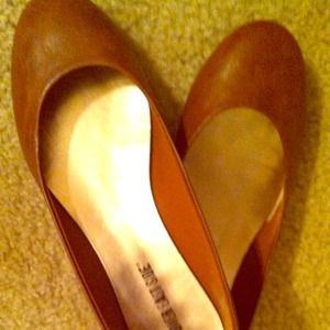 brown pleather flat !! soft bottoms