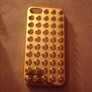 Spikey Gold iPhone 5 case! ⭐ (STILL AVAILABLE)