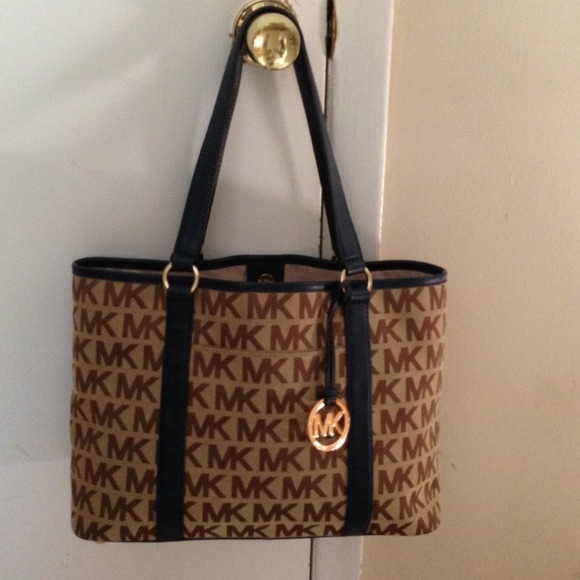Michael Kors bag