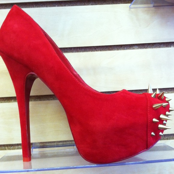 Alba spike high heel