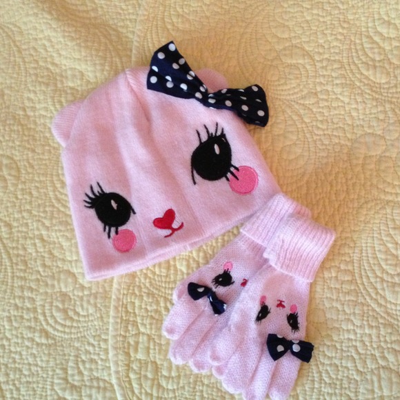 H&M hat / glove🎉🎉SOLD
